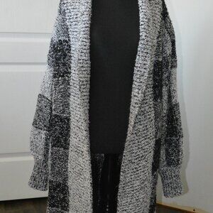 Vintage Color Cues Women's Cardigan Hongkong Made size Medium